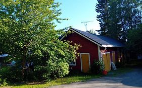 Huone Seesteisessä Mummolassa